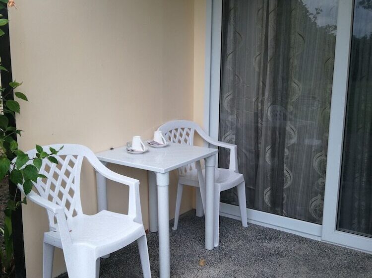 호텔 Hidaway Resort