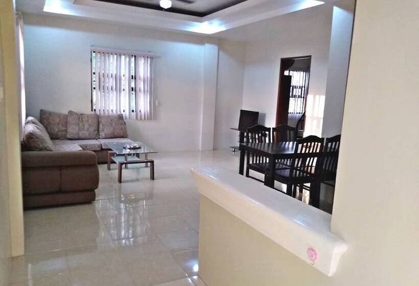 호텔 Hidaway Resort