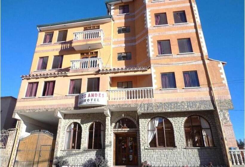 هتل Hostal Real Los Andes Del Lago
