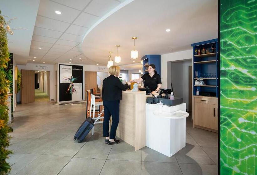 בית מלון כפרי Ibis Styles Fougeres