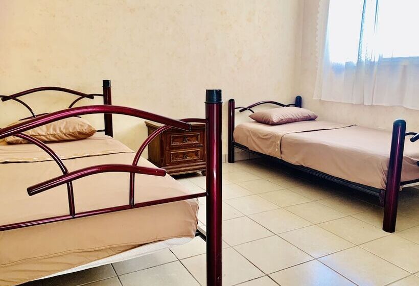 Отель Lagunas House Gómez Palacio