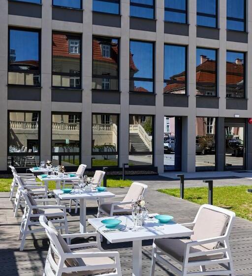 호텔 Liberte 33, Bw Premier Collection