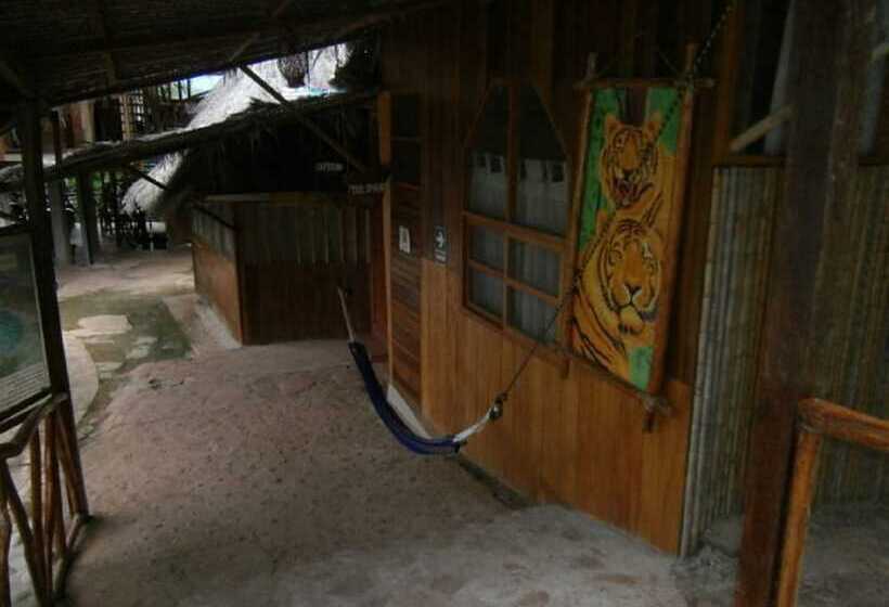 Отель Madera Labrada Lodge Ecologico