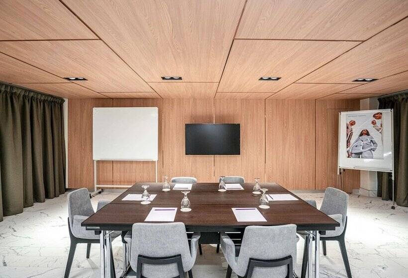 בית מלון כפרי Mercure Langkawi Pantai Cenang