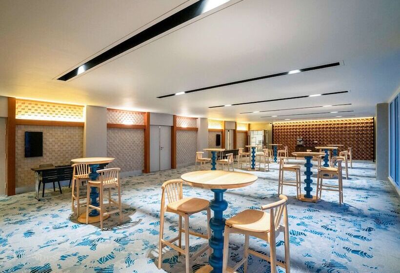 فندق Mercure Langkawi Pantai Cenang