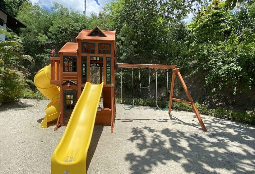 בית מלון כפרי Palm Beach Resort