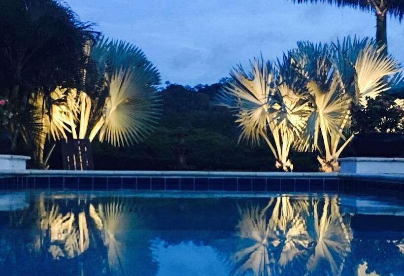 בית מלון כפרי Rancho Chilamate Guest Ranch