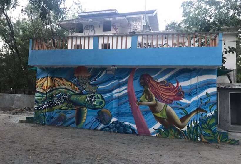 호텔 Surf Theori Resort