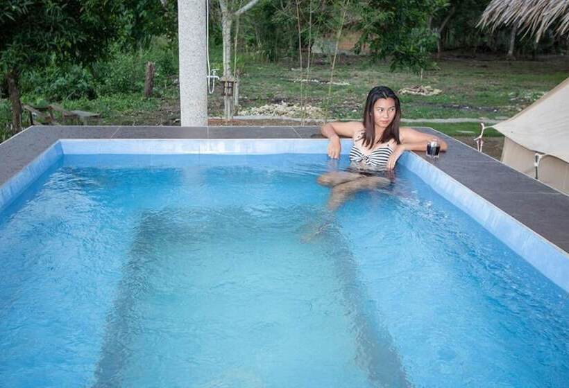 ホテル The Acacia Glamping Park