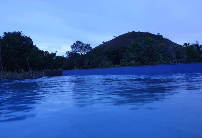 ホテル The Acacia Glamping Park