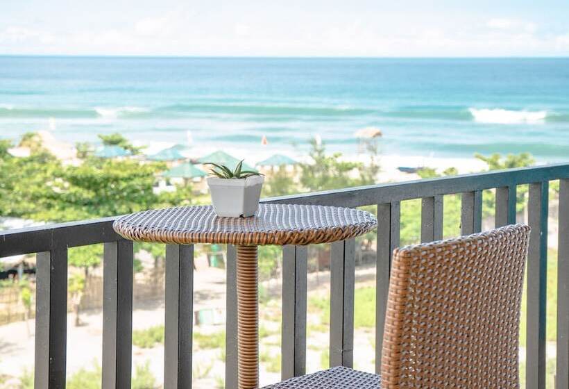 호텔 The Palms Resort & Bar