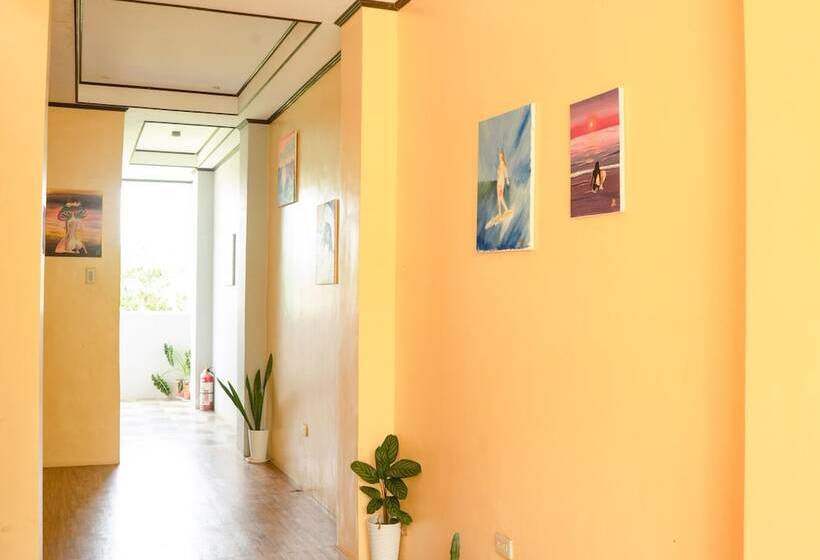 호텔 The Palms Resort & Bar