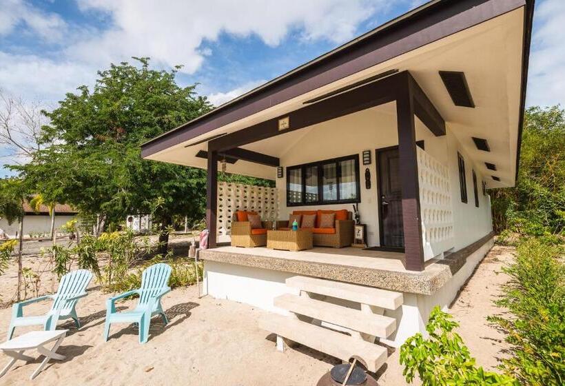 בית מלון כפרי Virgin Beach Resort