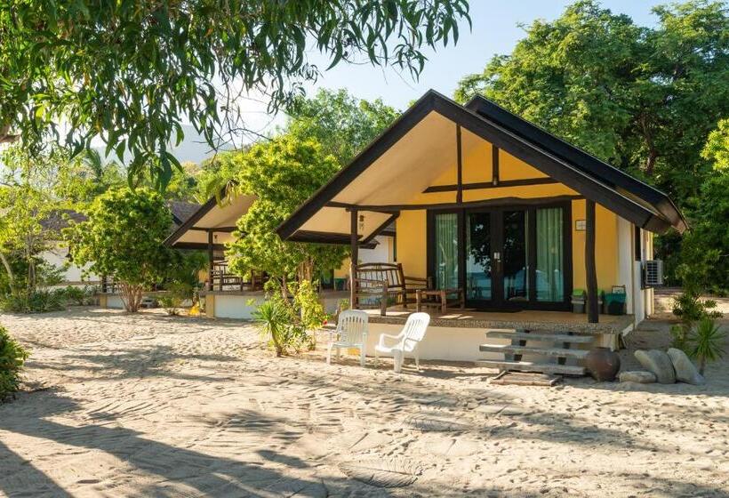 בית מלון כפרי Virgin Beach Resort