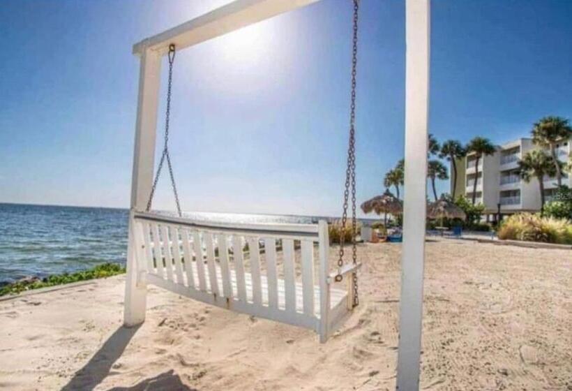 2 Bed Condo With Balcony Facing Pool And Sunsets!