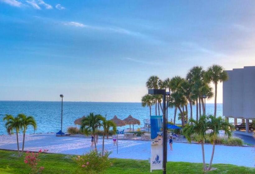 2 Bed Condo With Balcony Facing Pool And Sunsets!