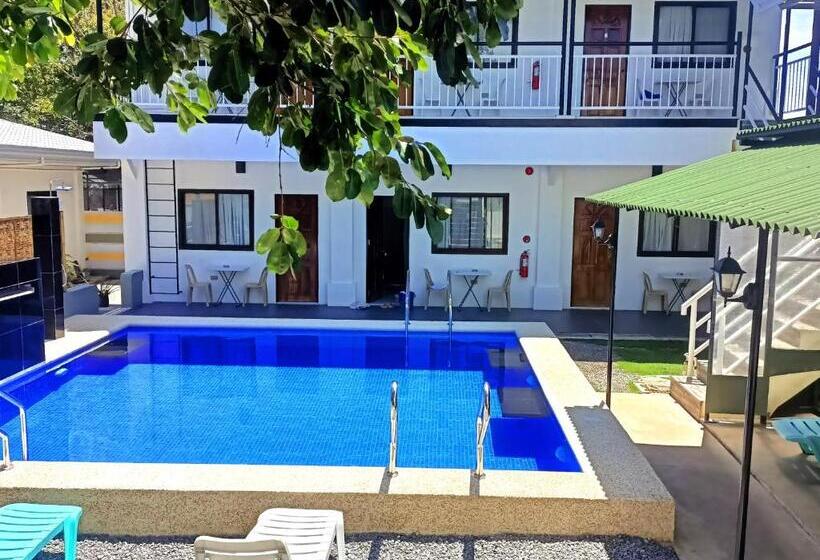 Alona Whitehouses Resort