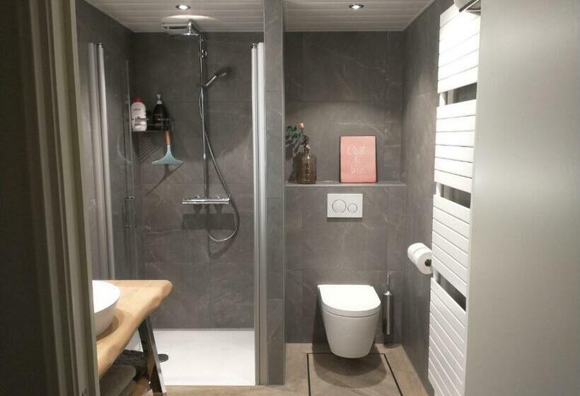 B&bslapenopeeneiland