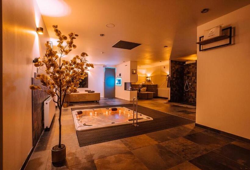 צימר Maas En Waal Wellness & Suites