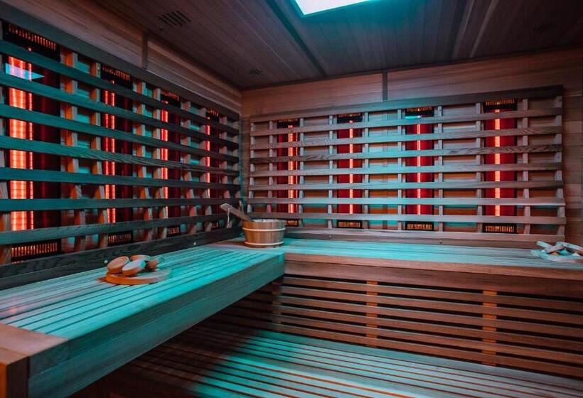 צימר Maas En Waal Wellness & Suites