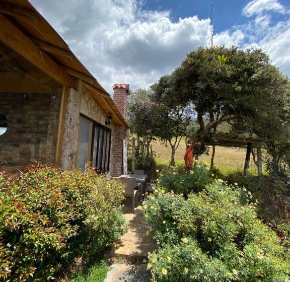 Bed and Breakfast Cabaña Media Luna