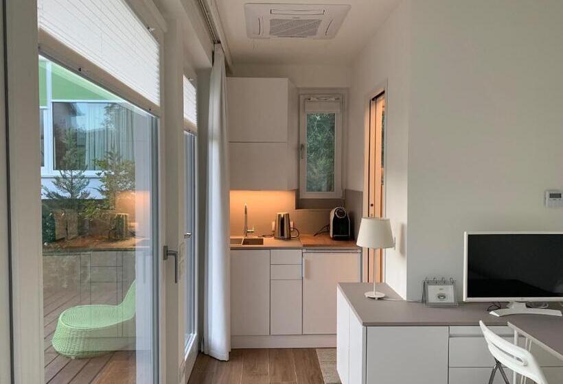 مبيت وإفطار Casabella Lago Maggiore