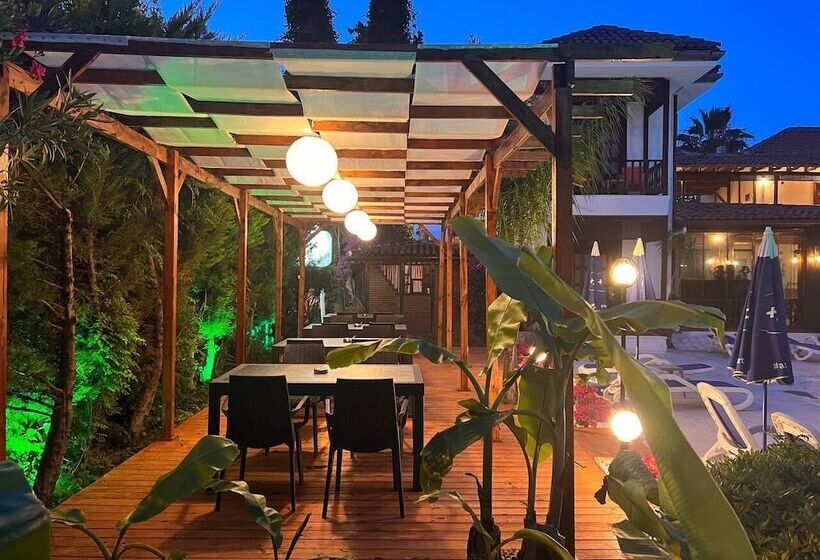 تختخواب و صبحانه Palma Rosa