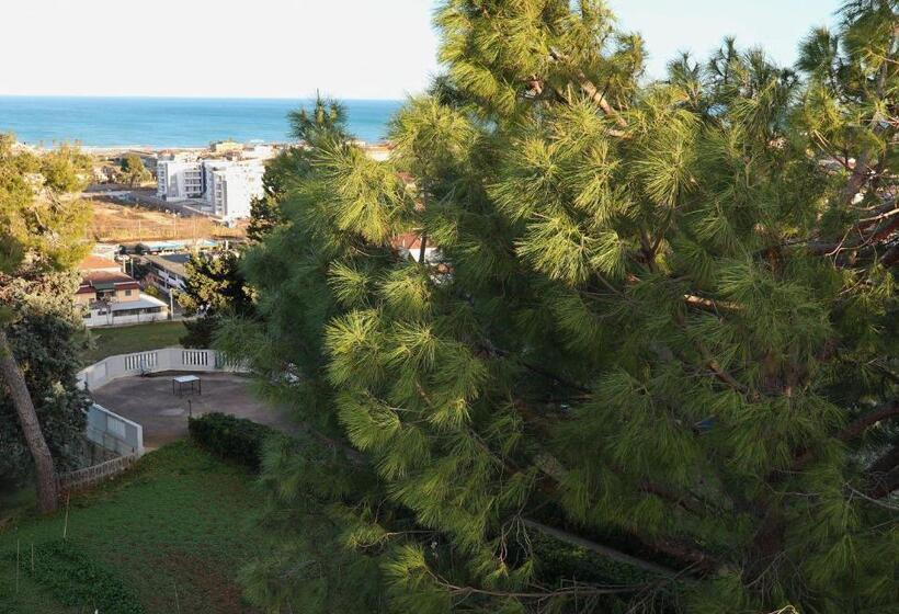 צימר Ostello E Camere Private Prima Luce Foresteria