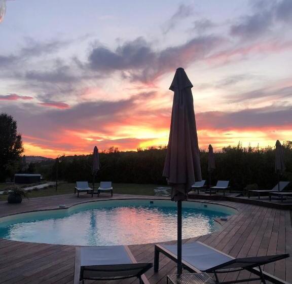 مبيت وإفطار Villa Morro Suites