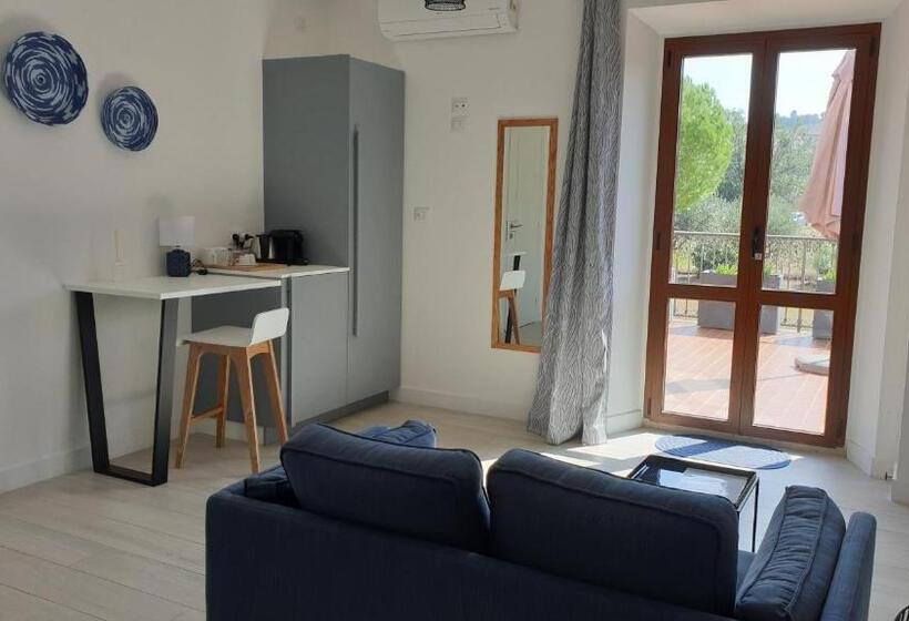 مبيت وإفطار Villa Morro Suites