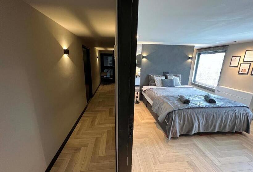 تختخواب و صبحانه Boutique Hotel Le Faucon