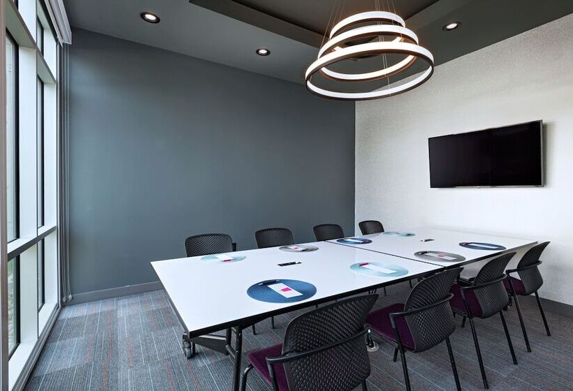 בית מלון כפרי Aloft Austin Southwest