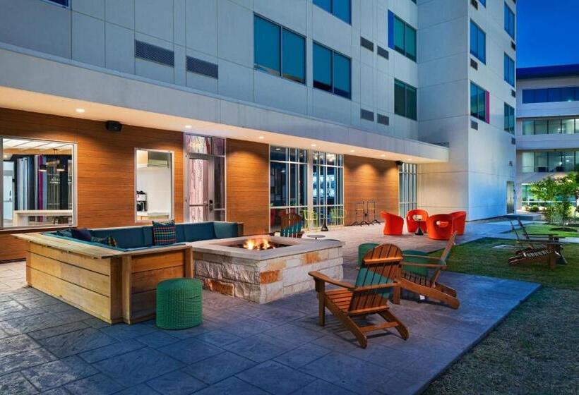 בית מלון כפרי Aloft Austin Southwest