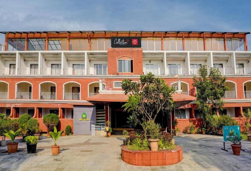 בית מלון כפרי Collection O Martins Inn