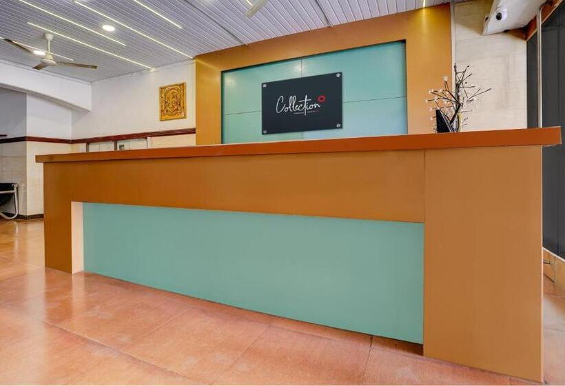 فندق Collection O Martins Inn