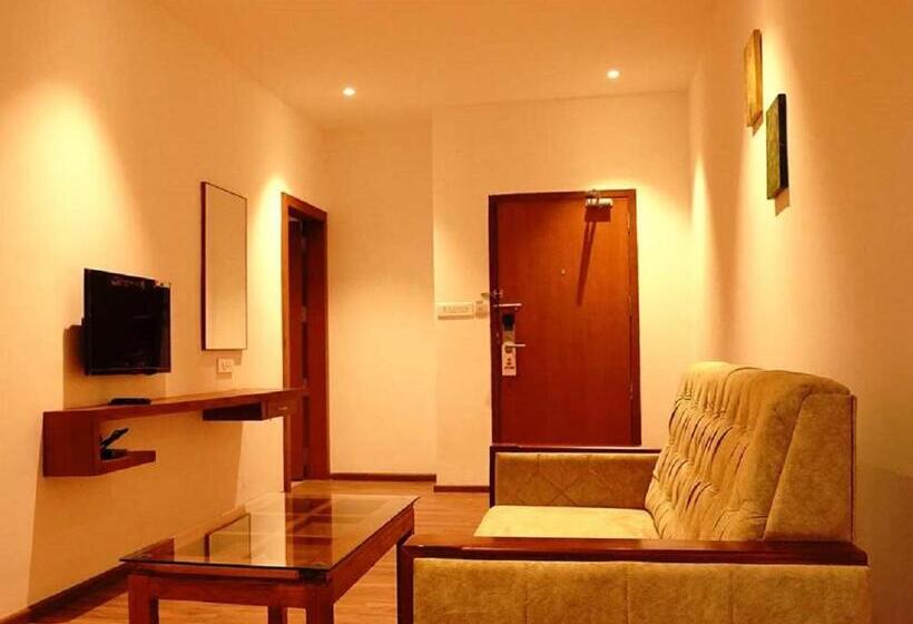 בית מלון כפרי Dass Regency