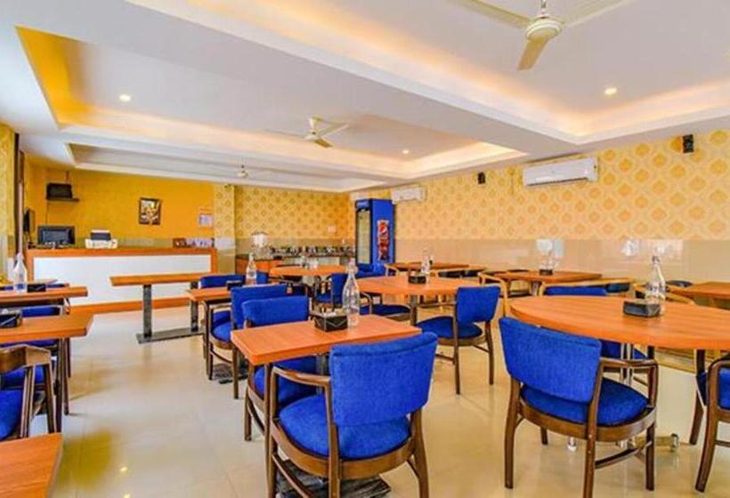 Fabhotel Empire Executive Nr Hanging Bridge Pune