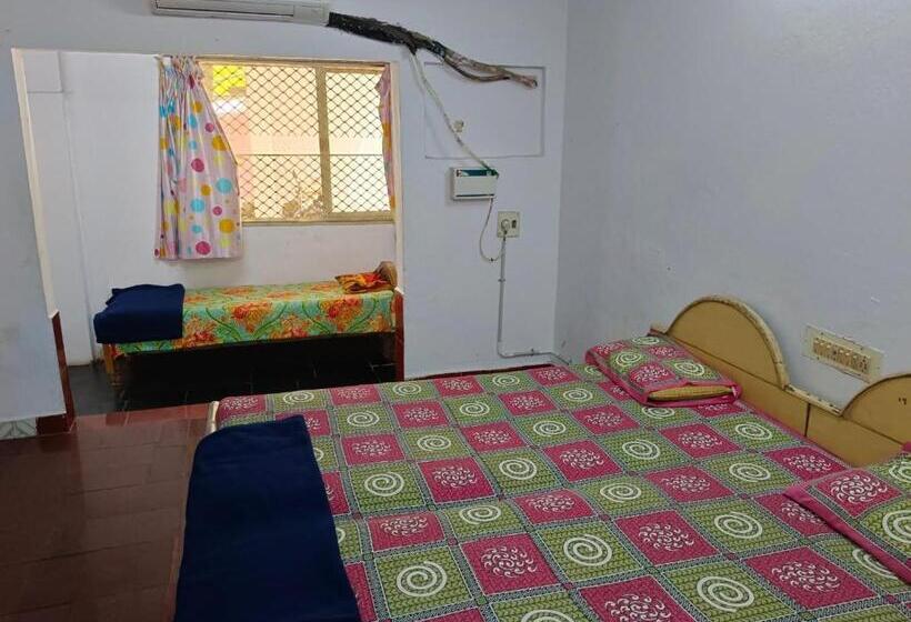 בית מלון כפרי Lakshmi Cottage