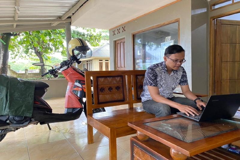 Отель Oyo Homes 90999 Desa Wisata Cibuaya