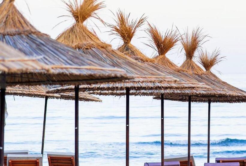 Linda Butik Otel Gümüldür