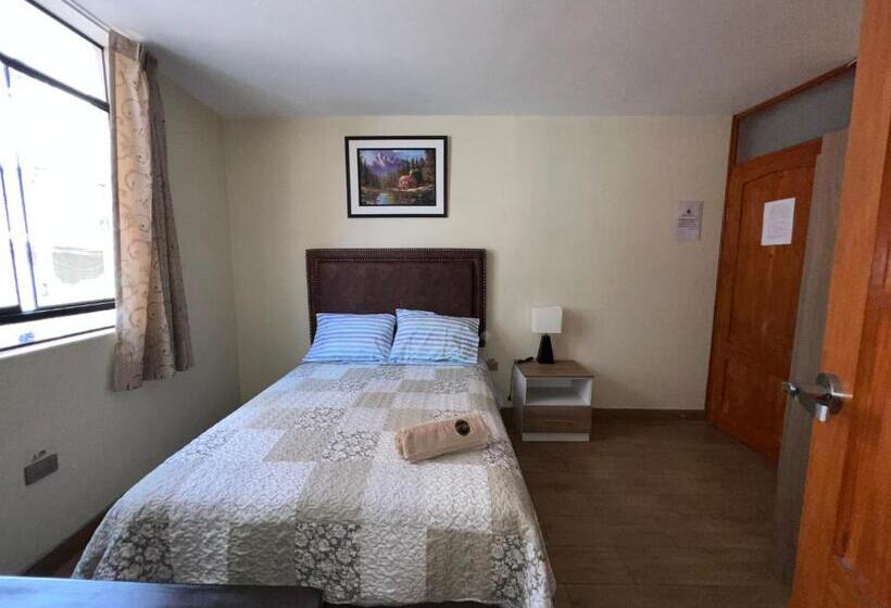 پانسیون Antara Hostal