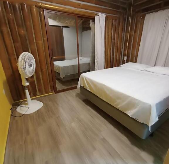 膳宿费 Hostal Fara