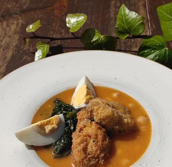 پانسیون Hostal Restaurante Serrania