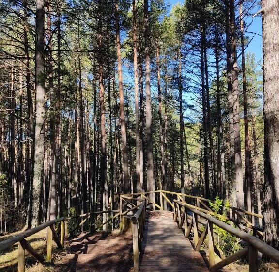 پانسیون Hostal Restaurante Serrania