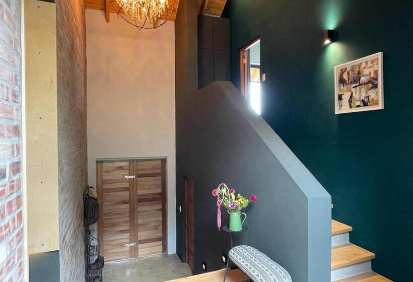 بنسيون Lekkerberg