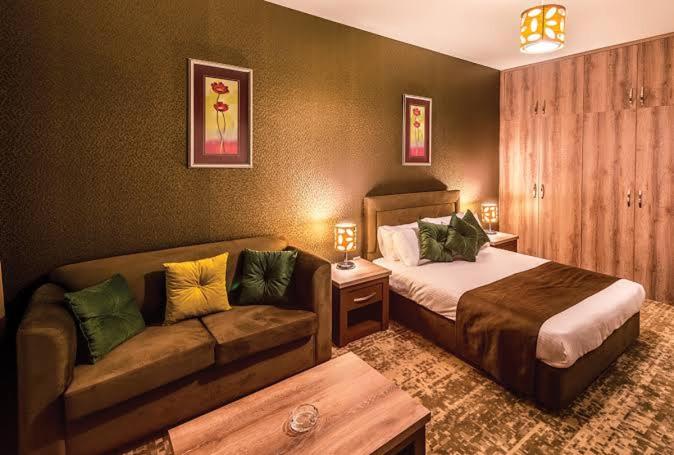 膳宿费 Penthaouse