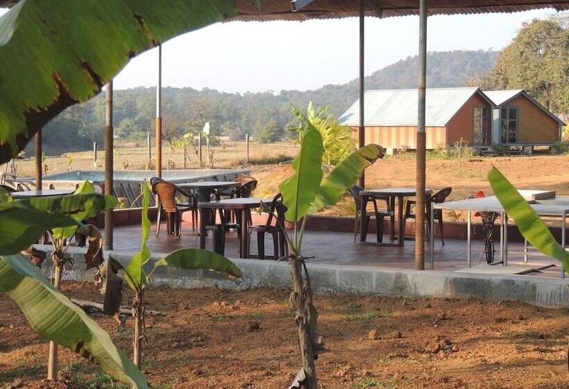 פנסיון Room In Farmhouse   Dandeli   Aura Jungle Stay