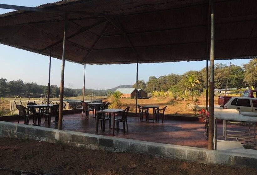 פנסיון Room In Farmhouse   Dandeli   Aura Jungle Stay