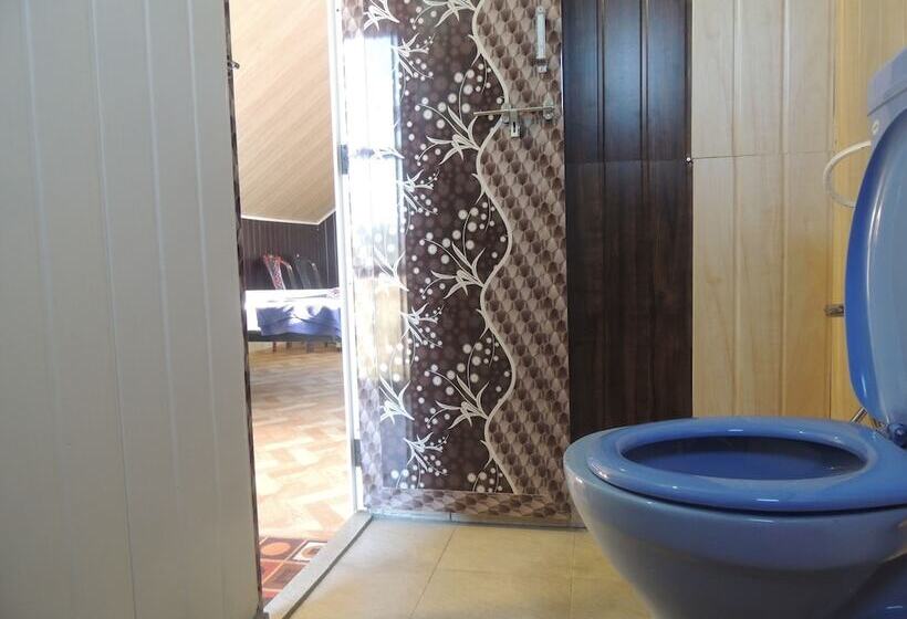 פנסיון Room In Farmhouse   Dandeli   Aura Jungle Stay