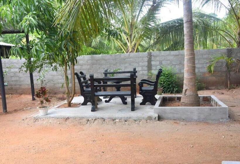 Пансион Wilpattu Lakwin Guest